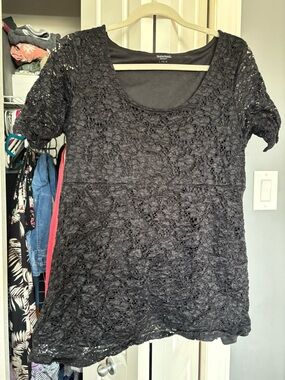 Motherhood Black Lace Short Sleeve Maternity Top